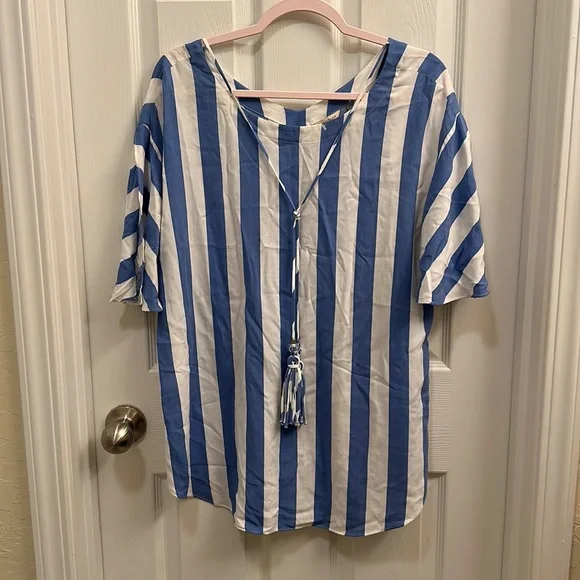 Blue striped top - Picture 1 of 6